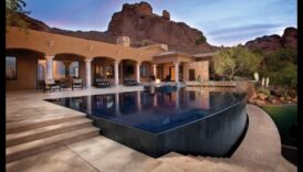 حمامات الانعكاس: الجمال المرآة في المساحات الحضرية