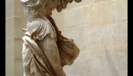 أجنحة نايكي: رمزية النصر في الفن اليوناني