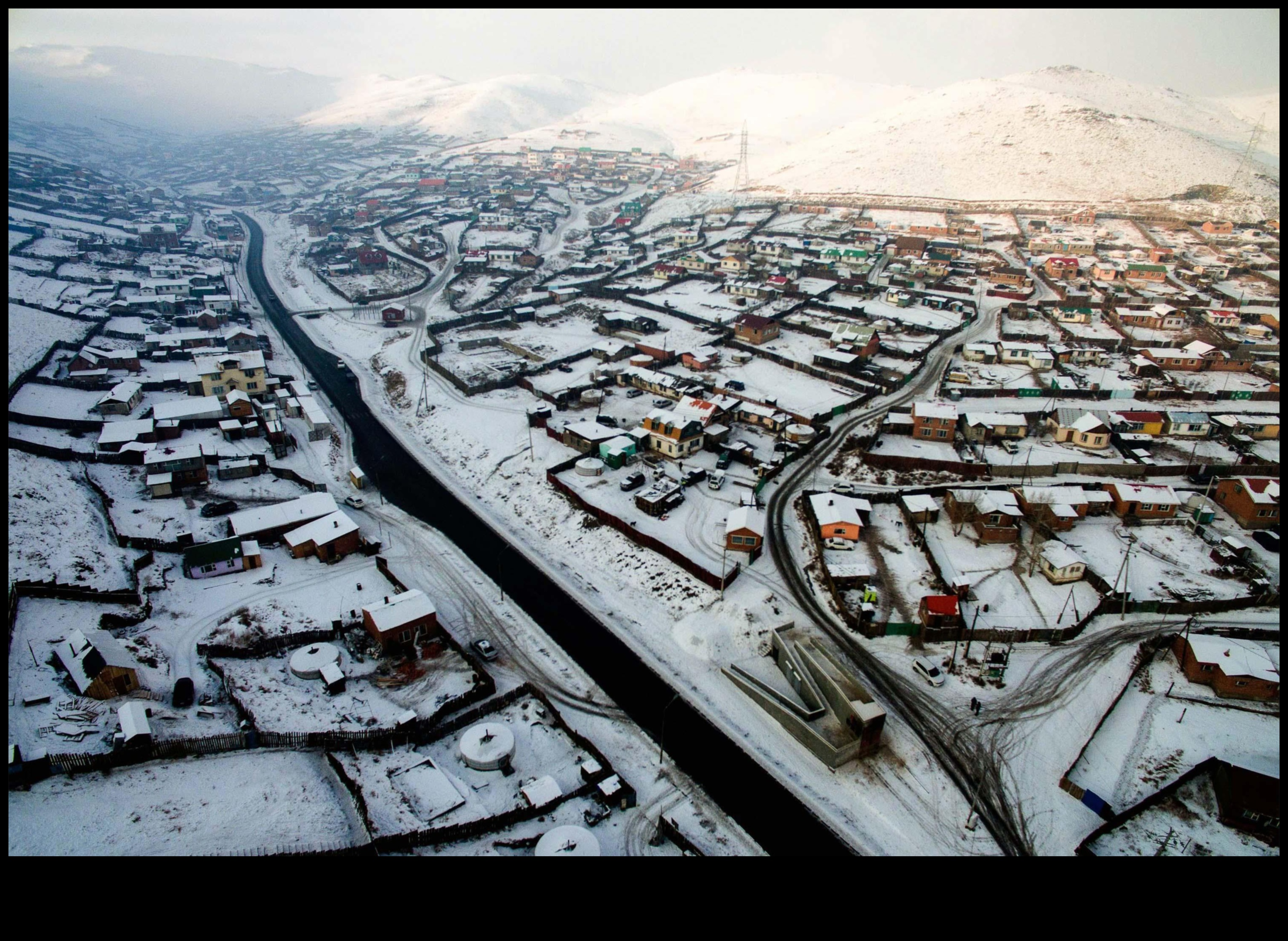 كيف تتغير المناظر الطبيعية أثناء الانتقال من النهار إلى الليل؟